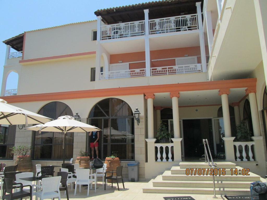 Jason Hotel Ipsos Exterior foto